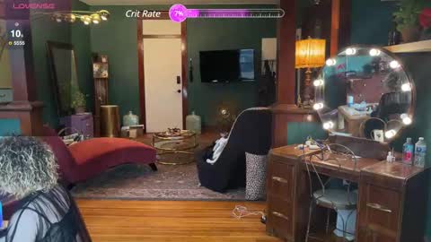 lucydreamsbaby online show from February 6, 12:22 am