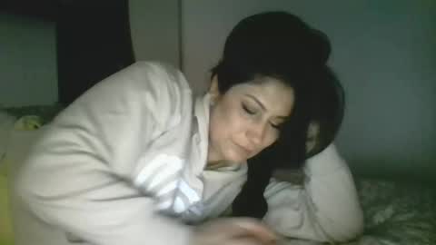 lucybylucy online show from December 4, 12:03 pm