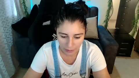 LUCY online show from June 7, 3:27 pm