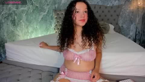 Lucy online show from September 20, 6:53 pm