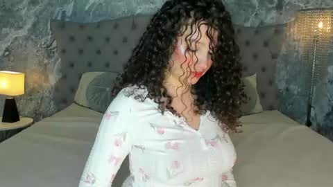 Lucy online show from June 30, 2:34 am