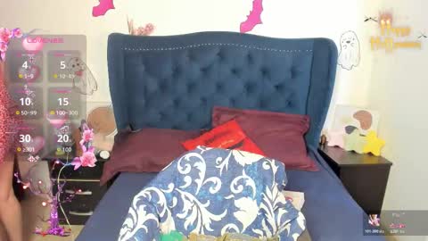 Lucy Petit online show from October 22, 1:44 pm