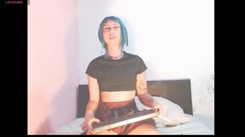 Snapshot of lucyrosess chatting on June 24, 4:00 am lucyrosess online show from June 24, 4:00 am