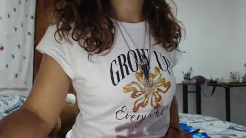 Snapshot of lucysexy4u chatting on June 16, 10:45 pm I am Luciana Martin... Welcome in my room online show from June 16, 10:45 pm