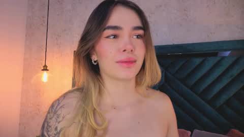 Lucy online show from October 5, 4:00 am