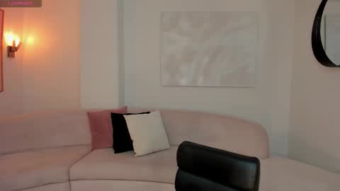 Lucy online show from October 11, 8:07 pm