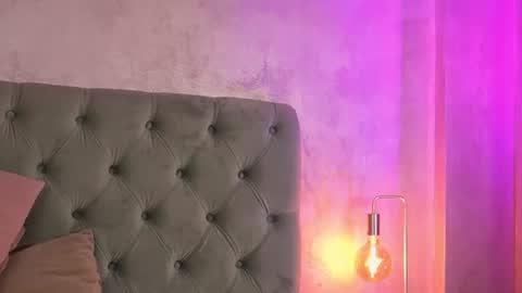 LucyWillow online show from June 30, 4:24 am