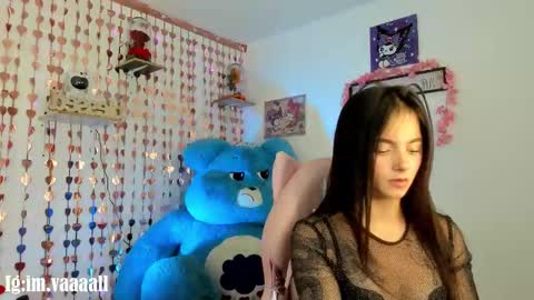 Snapshot of lucyy_tayy chatting on November 6, 6:47 am The love of your life 3 online show from November 6, 6:47 am