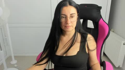 Snapshot of lucyycharm chatting on July 13, 12:41 pm Lucy online show from July 13, 12:41 pm