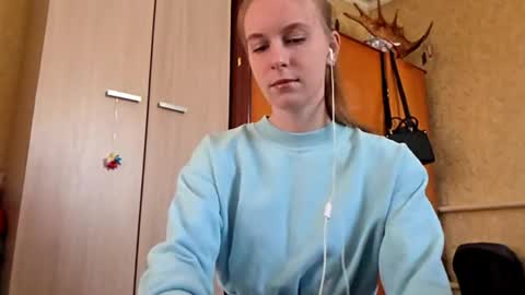 Sofia online show from April 1, 6:03 am