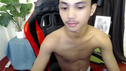 Snapshot of luda_69 chatting on June 18, 12:31 pm luda_69 online show from June 18, 12:31 pm