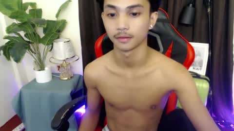 Snapshot of luda_69 chatting on June 19, 1:37 pm luda_69 online show from June 19, 1:37 pm