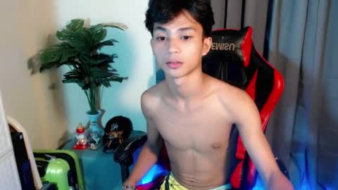Snapshot of luda_69 chatting on July 18, 6:23 pm luda_69 online show from July 18, 6:23 pm