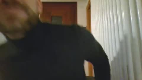 Snapshot of ludovichi chatting on January 29, 9:39 pm ludovichi online show from January 29, 9:39 pm