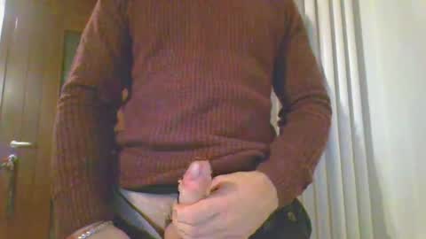 Snapshot of ludovichi chatting on February 11, 9:14 pm ludovichi online show from February 11, 9:14 pm