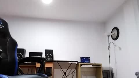 Luigi online show from May 29, 5:44 pm