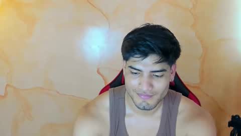 Snapshot of luigy17 chatting on October 23, 5:44 pm luigi online show from October 23, 5:44 pm