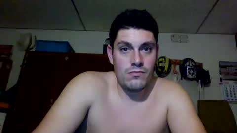 Snapshot of luis2423 chatting on October 13, 5:13 pm A slave to the mistress.. un esclavo para las amas dominantes. online show from October 13, 5:13 pm