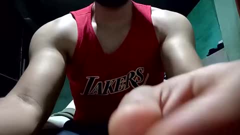 Snapshot of luis_hunk chatting on October 24, 7:54 pm Andrew online show from October 24, 7:54 pm