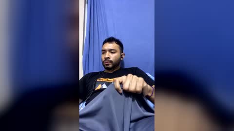 Snapshot of luis_hunk chatting on May 25, 5:46 am Andrew online show from May 25, 5:46 am