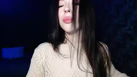 luisa lovedom online show from March 14, 4:12 pm