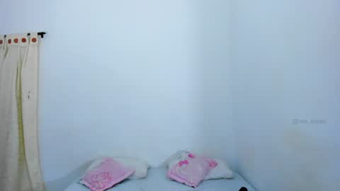 Snapshot of luisa_summer2 chatting on July 22, 11:18 pm Luisa Fernanda online show from July 22, 11:18 pm