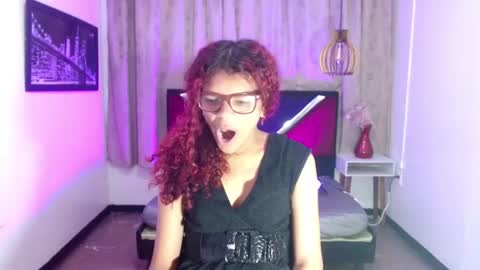 Snapshot of luisa_torres__ chatting on July 1, 3:08 am luisa_torres__ online show from July 1, 3:08 am