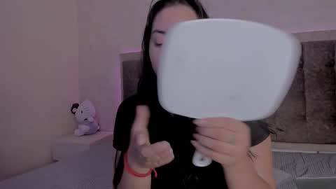 Luisa Giraldo online show from November 24, 9:42 am