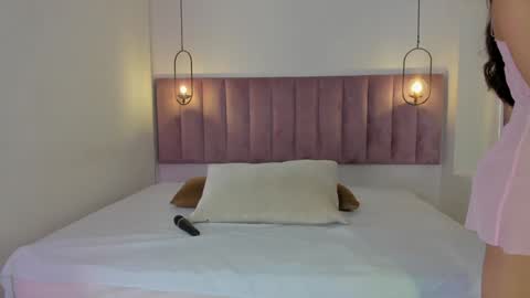 L U I S A online show from January 25, 8:10 pm