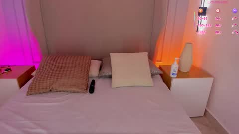 L U I S A online show from February 28, 8:43 pm