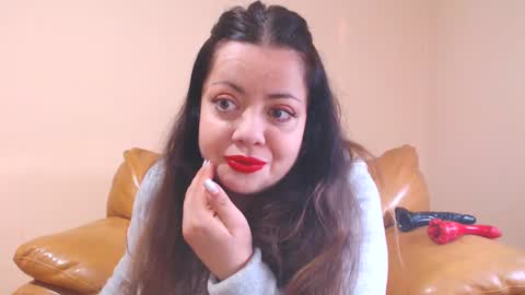 Cassie online show from February 9, 2:40 pm