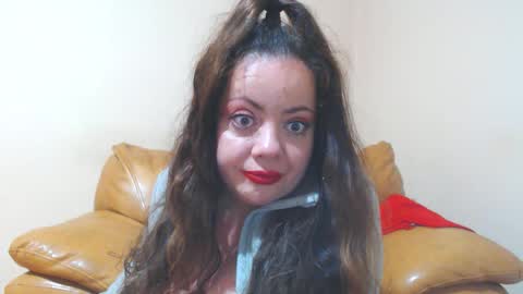 Snapshot of luisahornydoll chatting on May 15, 12:39 am Cassie online show from May 15, 12:39 am