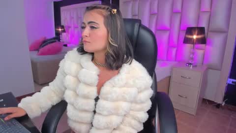 Luisa  online show from January 6, 10:19 am