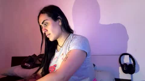 Luisa Monsters online show from November 18, 10:47 pm