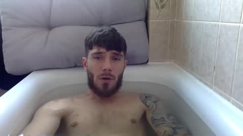 Snapshot of luisbadx chatting on April 26, 2:37 pm Luis Badx online show from April 26, 2:37 pm