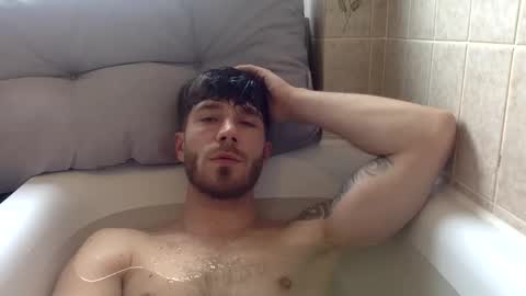 Snapshot of luisbadx chatting on May 16, 10:36 am Luis Badx online show from May 16, 10:36 am
