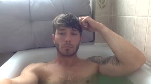 Snapshot of luisbadx chatting on July 4, 10:43 am Luis Badx online show from July 4, 10:43 am