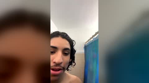 Snapshot of luisreynoso9091 chatting on December 5, 3:41 pm luisreynoso9091 online show from December 5, 3:41 pm