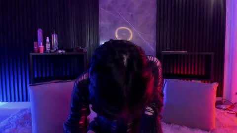 Snapshot of luixdust1 chatting on September 16, 5:08 am luixdust1 online show from September 16, 5:08 am