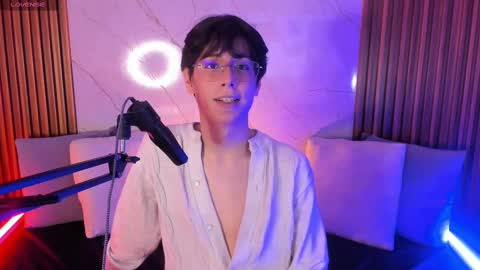 Snapshot of luixdust1 chatting on September 28, 4:18 am luixdust1 online show from September 28, 4:18 am