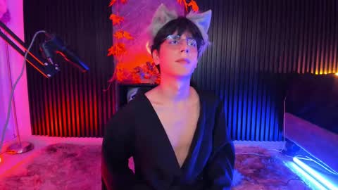 Snapshot of luixdust1 chatting on October 4, 6:55 am luixdust1 online show from October 4, 6:55 am