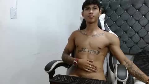 Snapshot of luka_big18 chatting on June 29, 10:15 am Luka big18 online show from June 29, 10:15 am