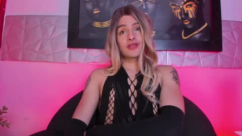 Luka Castillo online show from December 10, 10:38 am