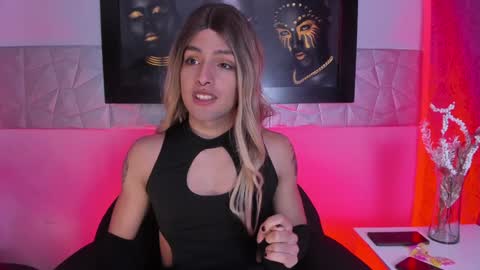 Luka Castillo online show from December 11, 11:30 am