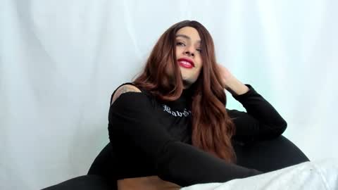 Luka Castillo online show from November 11, 2:39 pm