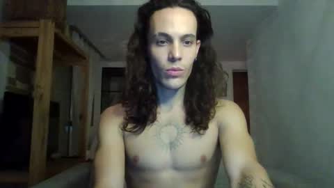Snapshot of lukadaboy chatting on May 4, 3:24 am Luka DaBoy online show from May 4, 3:24 am