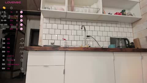 Snapshot of lukas_jena chatting on February 20, 6:46 pm Lukas jena online show from February 20, 6:46 pm