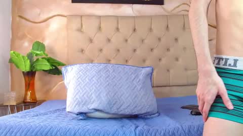 luke_carter online show from May 22, 1:28 pm
