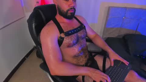 luke diaz7 online show from August 2, 12:20 am