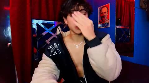 Luke online show from December 17, 12:38 am